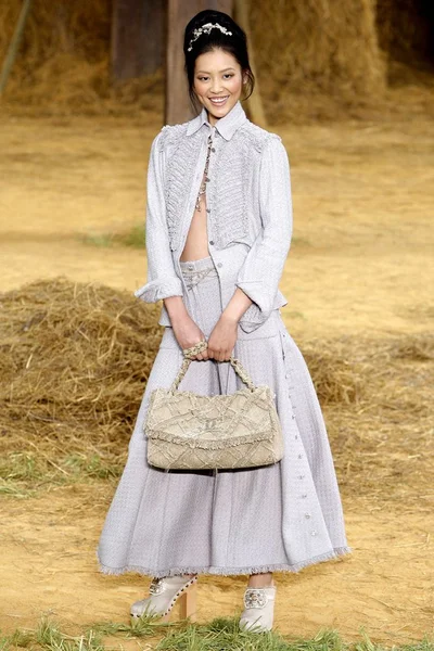 Look 34